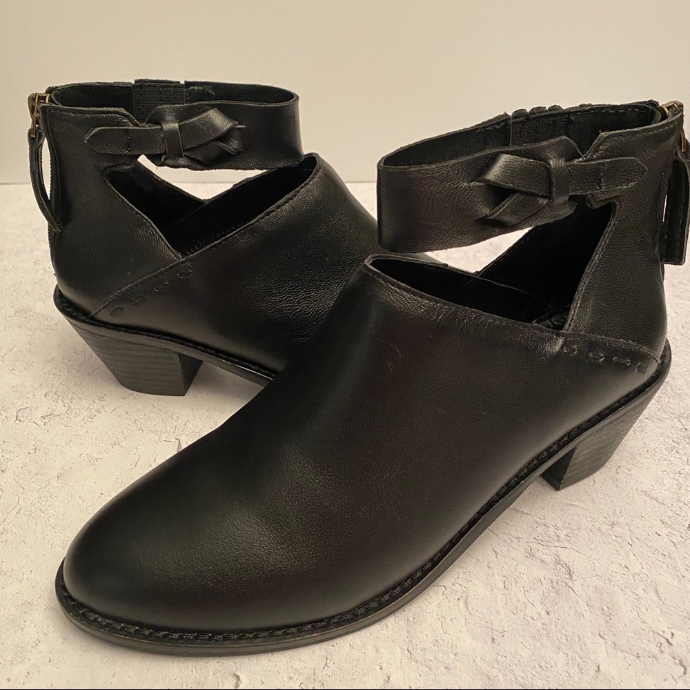 NEW Kelsi Dagger Kadeeja Ankle Bootie Size 7